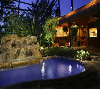 lighting local landscape outdoor lights porch yard deck low near company garden contractors landscaping voltage